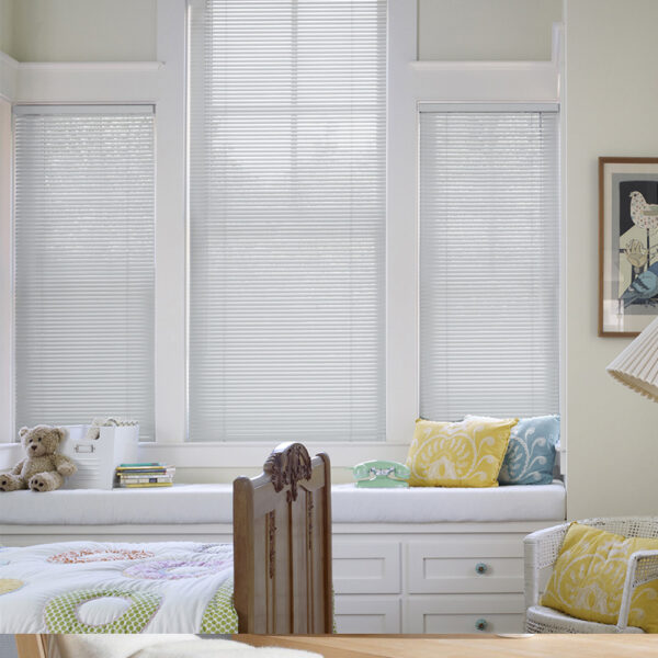 Aluminum blinds